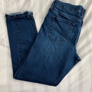 Maternity skinny crop jeans